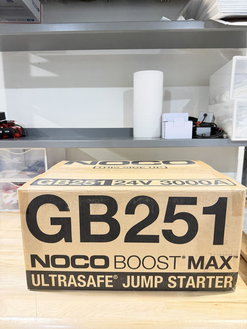 NOCO BOOST MAX GB251 3000A 24V ULTRASAFE PORTABLE JUMPER STARTER