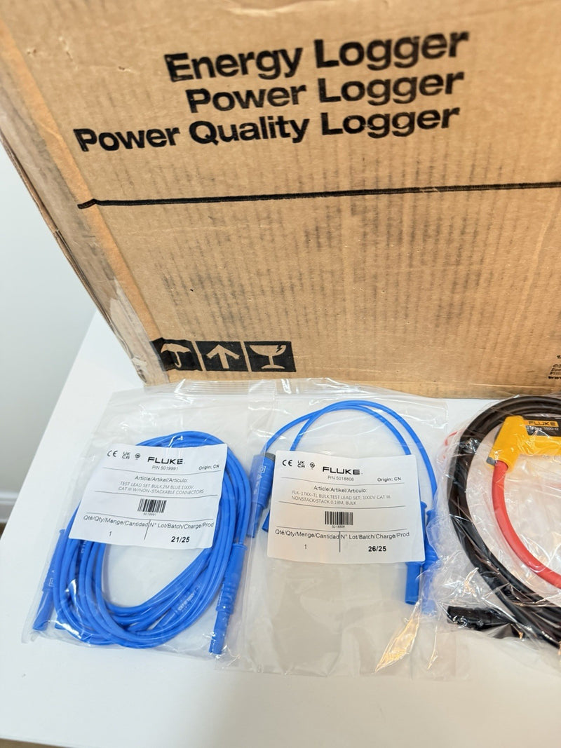 FLUKE 1738 POWER LOGGER KIT 3 PHASE WITH ACCESSORIES/CALIBRATED 2026