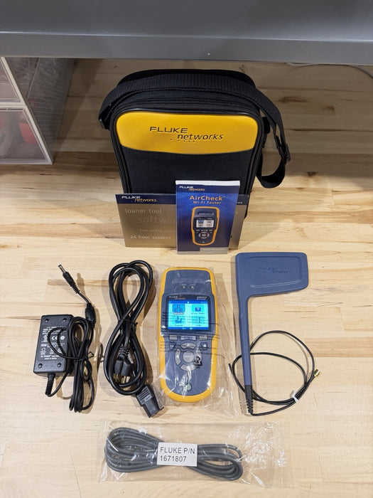 FLUKE NETWORKS AIRCHECK WIFI TESTER W/ ANTENNA & ACCESSORIES (NEW) RARE