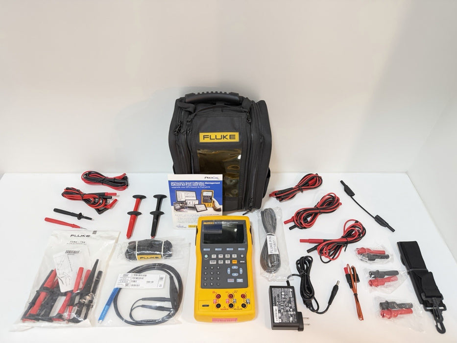 FLUKE 754 DOCUMENTING PROCESS CALIBRATOR WITH ACCESSORIES NEW