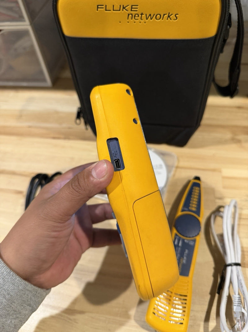 FLUKE NETWORKS LRAT-1000 LINKRUNNER AT-1000 AUTO TESTER W INTELLITONE PROBE 200