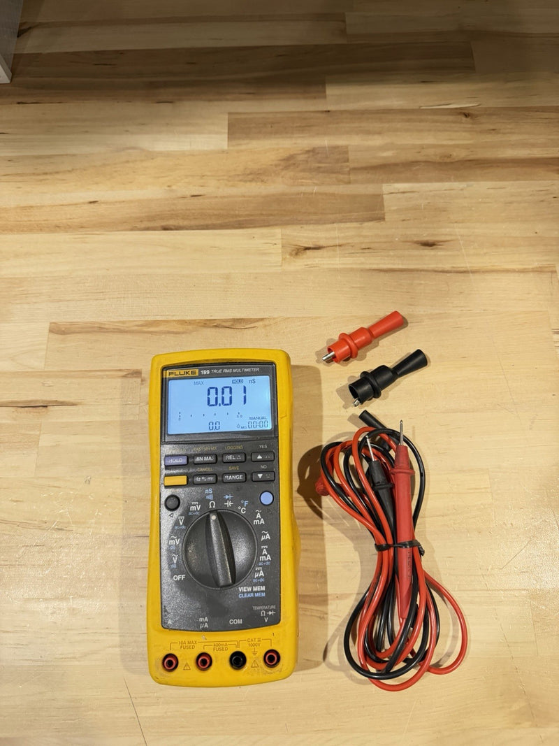 FLUKE 189 TRUE RMS MULTIMETER WITH LEADS & CLIPS TESTED
