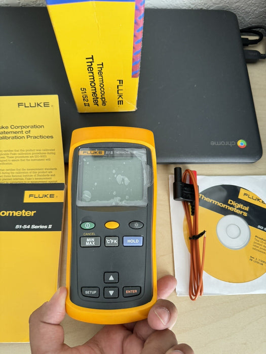 FLUKE 51 II THERMOCOUPLE THERMOMETER WITH PROBE DAMAGED BOX NEW