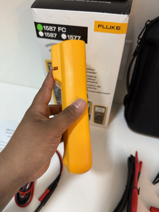 FLUKE 1587 FC 2 IN 1 HANDHELD DIGITAL INSULATION MULTIMETER (FACTORY SEALED) NEW