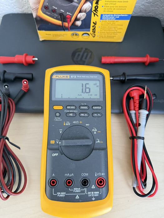 FLUKE 87V TRUE RMS MULTIMETER W /LEADS - FREE SHIPPING (TESTED)