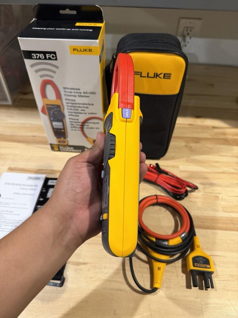 FLUKE 376FC WIRELESS TRUE RMS AC/DC CLAMP METER W/LEADS - SHIPS FAST NEW