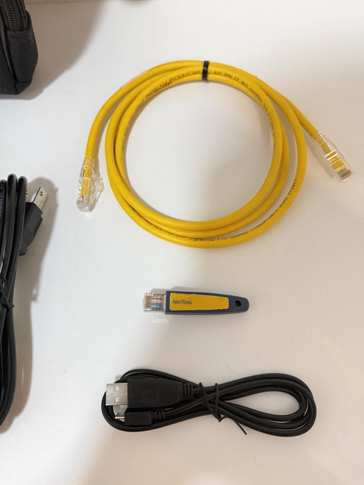 NETALLY LINKRUNNER AT 4000 NETWORKS TESTER W/ CHARGER & ACCESSORIES (TESTED)