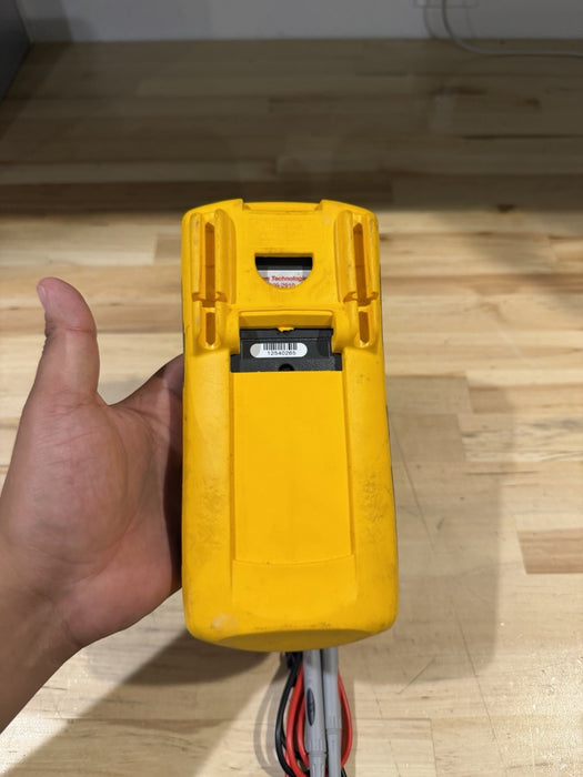 FLUKE 87V TRUE RMS MULTIMETER WITH LEADS TESTED