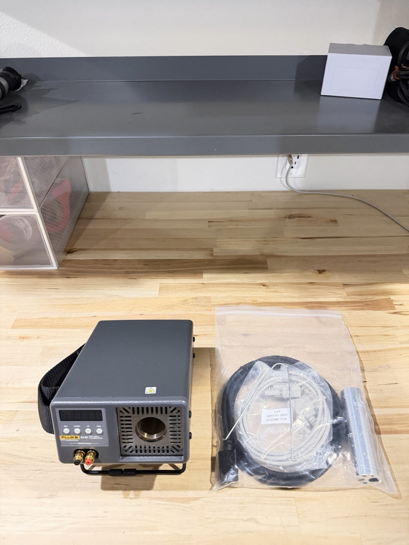 FLUKE 9140-C-156 DRY-WELL CALIBRATOR TESTED