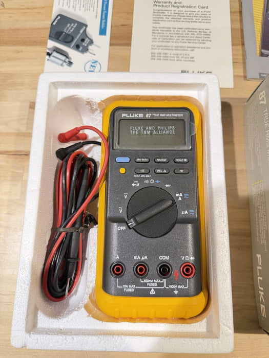 FLUKE 87 TRUE RMS MULTIMETER NEW