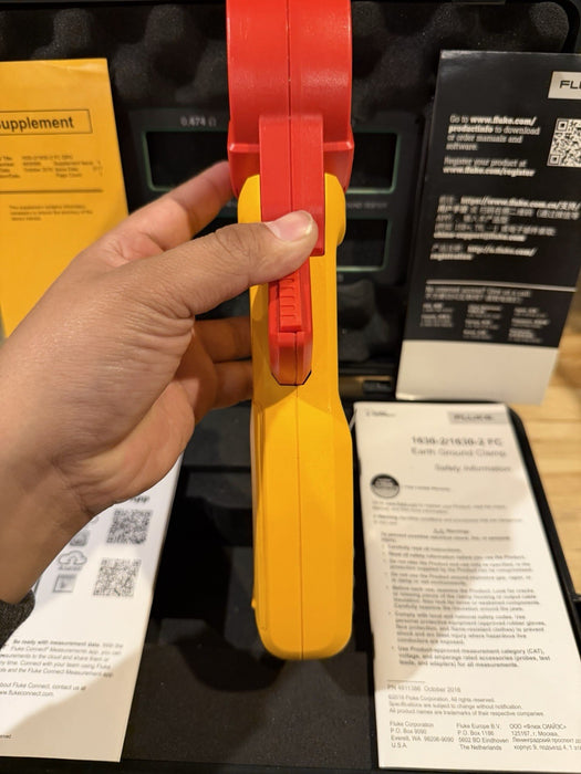 FLUKE 1630-2 FC EARTH GROUND CLAMP (NEW) FREE SHIPPING