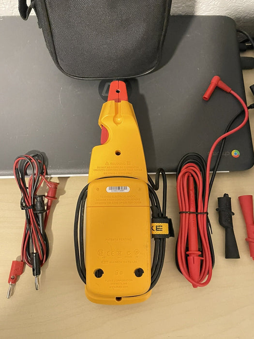 FLUKE 772 MILLIAMP PROCESS CLAMP METER WITH LEADS & BAG