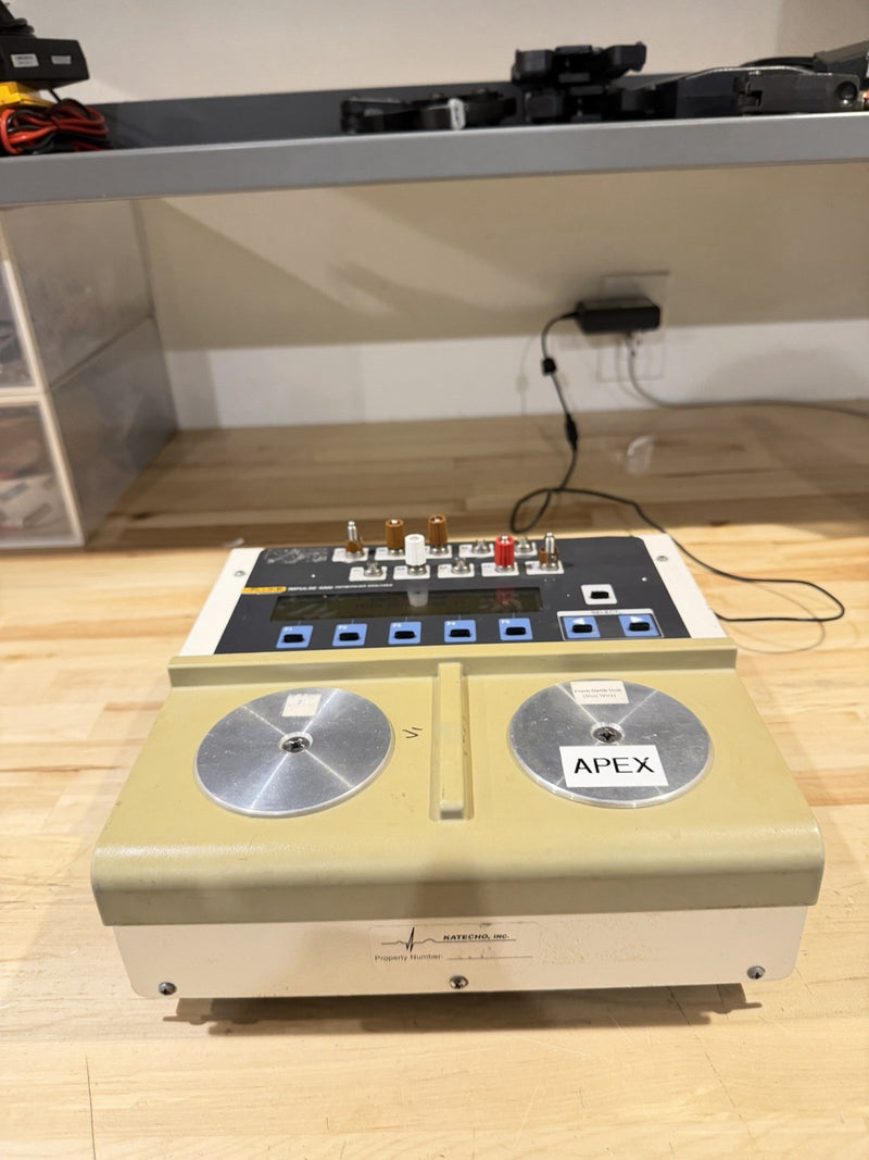 FLUKE IMPULSE 4000 DEFIB/PACER ANALYZER W/ CHARGER (TESTED) SHIPS FAST