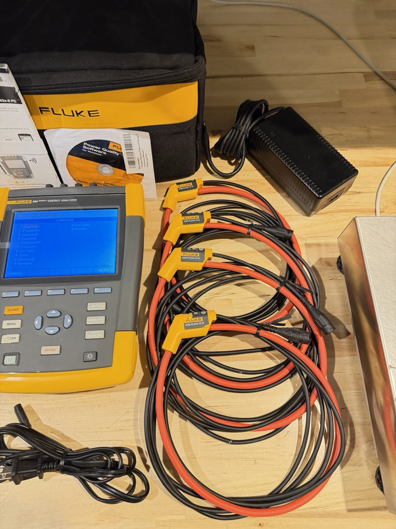 FLUKE 434 SERIES II ENERGY ANALYZER KIT WITH ACCESSORIES TESTED