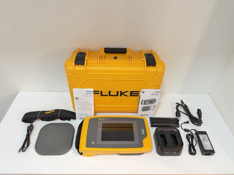 FLUKE ii910 ACOUSTIC IMAGER KIT W/ ACCESSORIES FREE SHIPPING (TESTED)