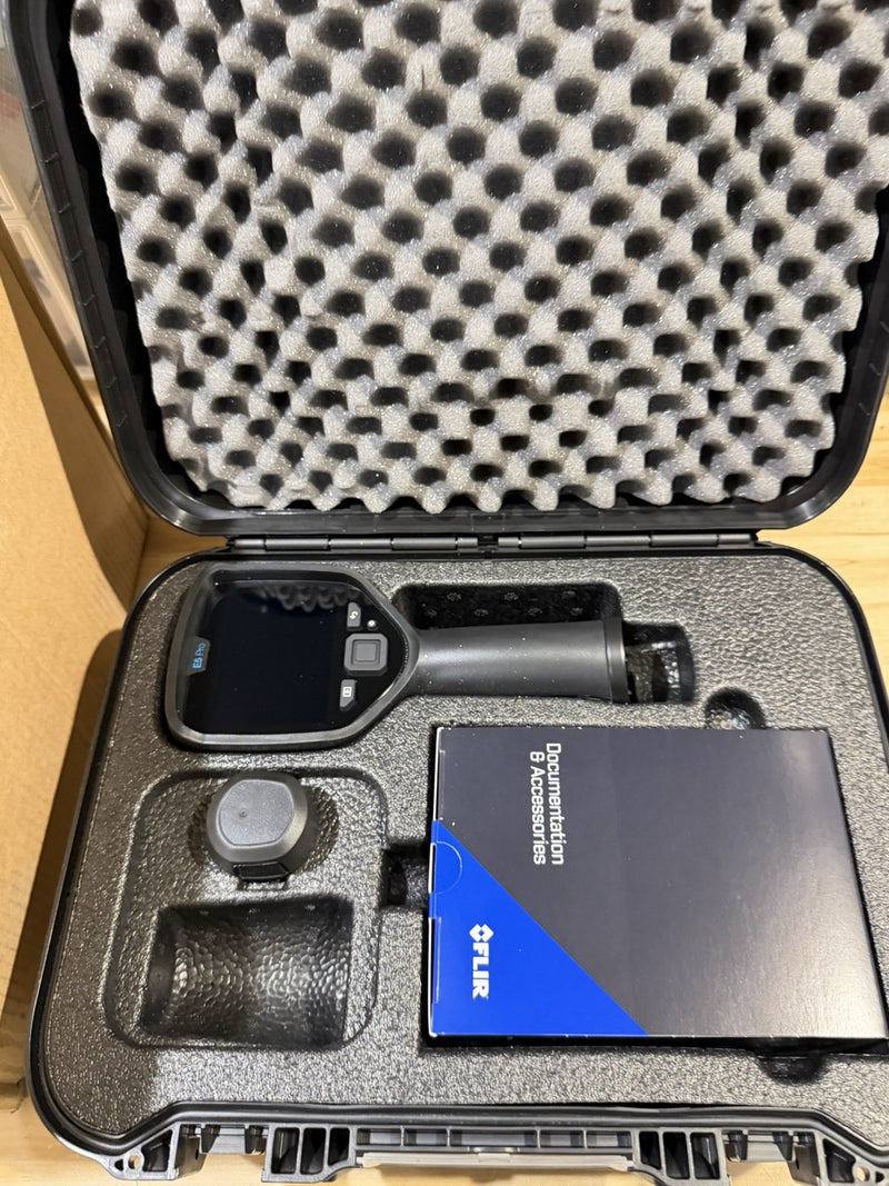 FLIR E5 PRO HANDHELD INFRARED CAMERA KIT & CASE ( NEW SEALED) CALIBRATED 2026
