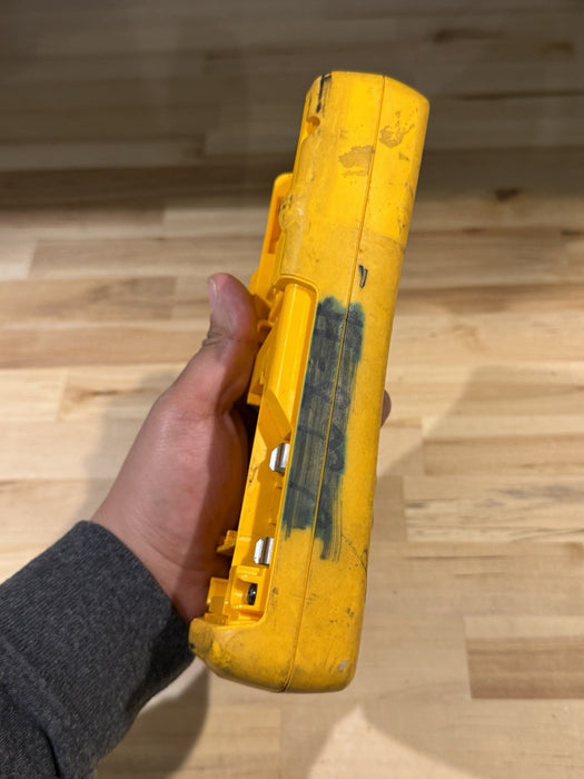 FLUKE 187 TRUE RMS MULTIMETER FOR PARTS