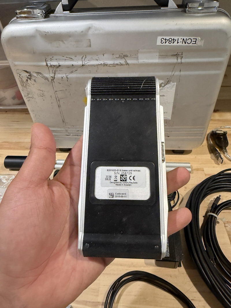 UNFORS RAYSAFE 8201023-D XI BASE UNIT W/ XI RF PROBE & ACCESSORIES (TESTED)