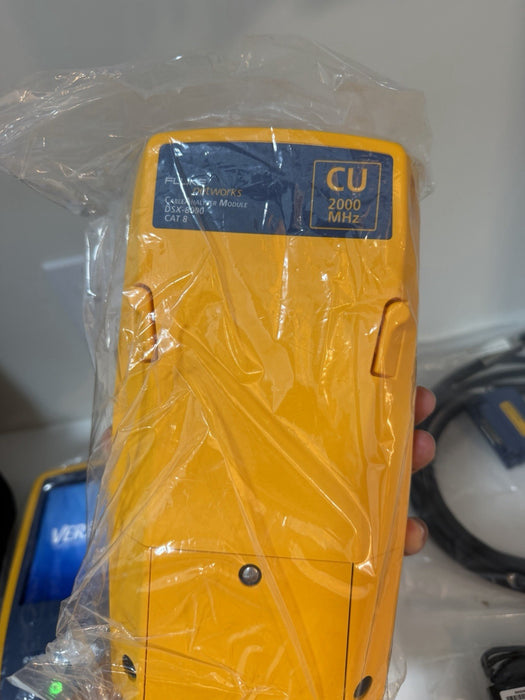 FLUKE NETWORKS DSX2-8000 CABLE ANALYZER (NEW SEALED) CALIBRATED 2024 -SHIPS FREE
