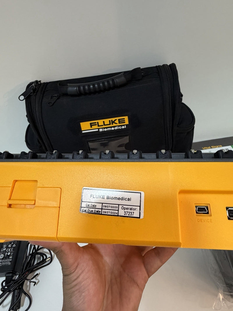 FLUKE BIOMEDICAL PROSIM 8 VITAL SIGNS SIMULATOR CALIBRATED 2023/2024