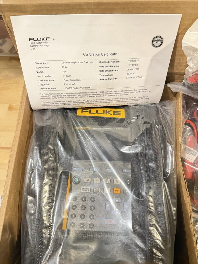 FLUKE 754 DOCUMENTING PROCESS CALIBRATOR CALIBRATED 20252026