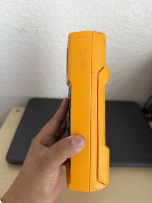 FLUKE 27 MULTIMETER WITH CASE AND LEADS