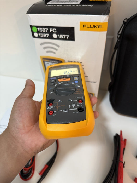 FLUKE 1587 FC INSULATION MULTIMETER