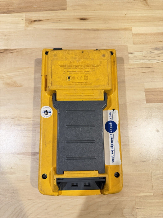 FLUKE 744 DOCUMENTING PRCESS CALIBRATOR (PARTS ONLY) FOR PARTS - DOESN’T WORK