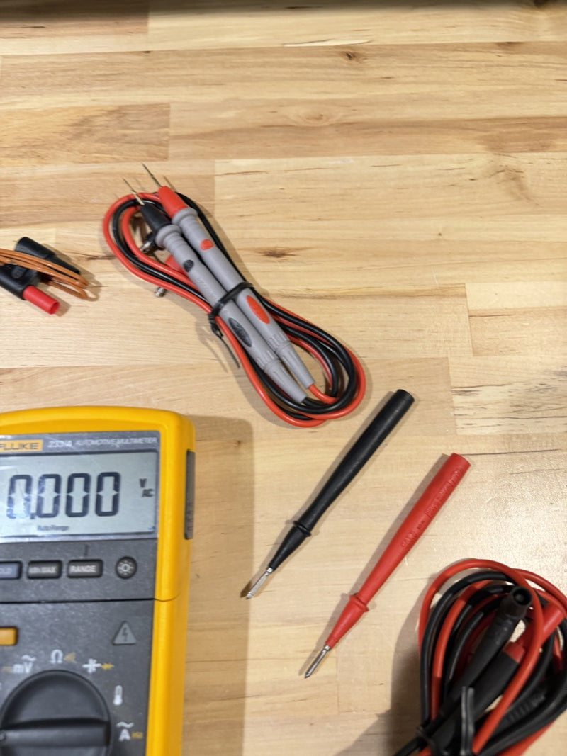 FLUKE 233A REMOTE DISPLAY AUTOMOTIVE DIGITAL MULTIMETER KIT