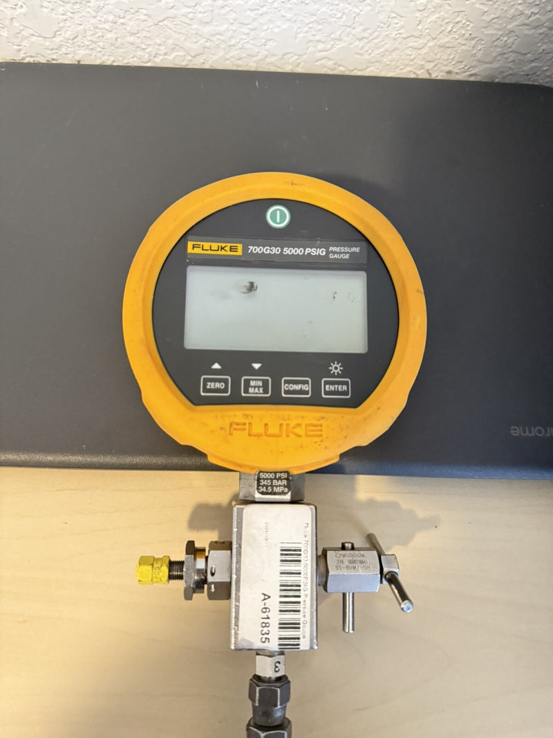 FLUKE 700G30 5000 PSIG DIGITAL TEST CALIBRATION PRESSURE GAUGE
