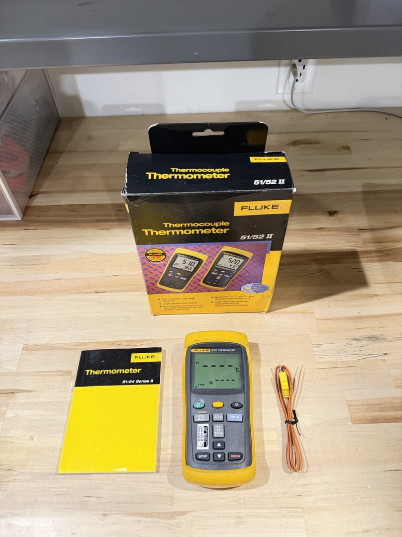 FLUKE 52 II THERMOMETER WITH PROBE CALIBRATED 2026