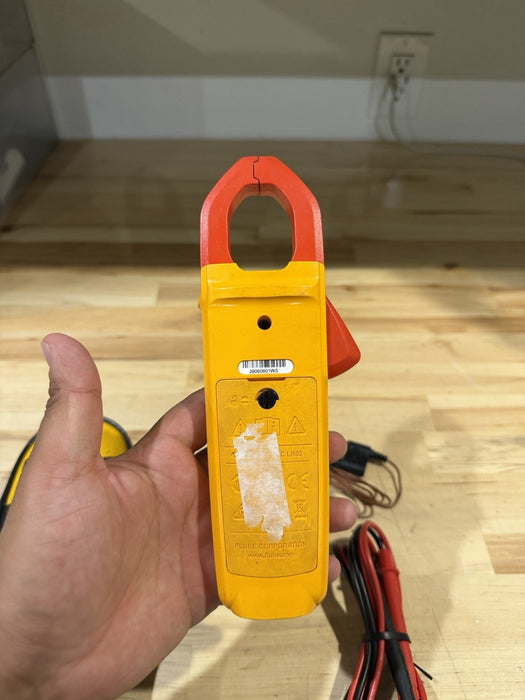 FLUKE 324 TRUE-RMS CLAMP METER WITH LEADS & CASE
