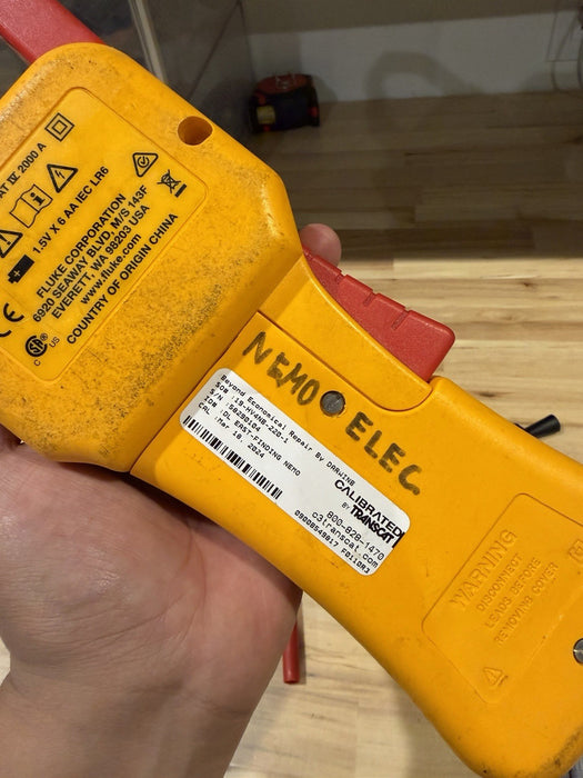 FLUKE 355 AC/DC CLAMP METER WITH ACCESSORIES