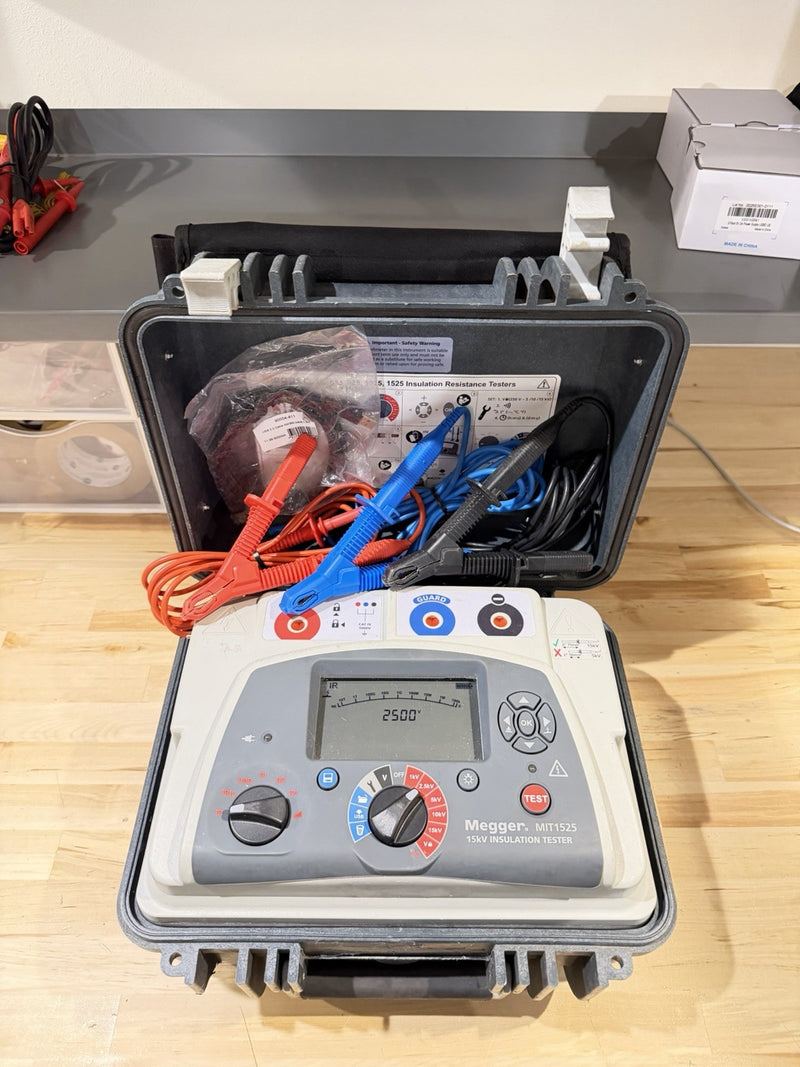 MEGGER MIT1525 15 KV HIGH VOLTAGE INSULATION RESISTANCE TESTER WITH CABLES - TESTED