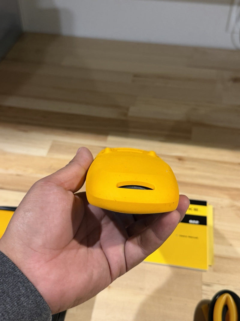 FLUKE 922 AIRFLOW METER WITH ACCESSORIES