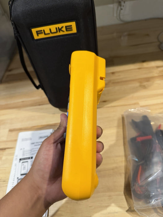 FLUKE 1587 FC 2 IN 1 HANDHELD DIGITAL INSULATION MULTIMETER