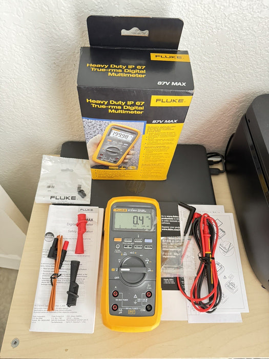 Fluke 87V-MAX Industrial True RMS Mulitmeter Fluke W/ Leads & Clips