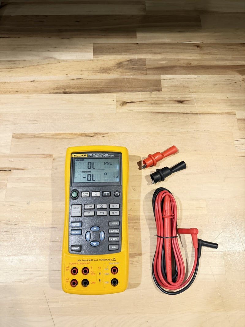 FLUKE 725 MULTIFUNCTION PROCESS CALIBRATOR WITH LEADS & CLIPS TESTED