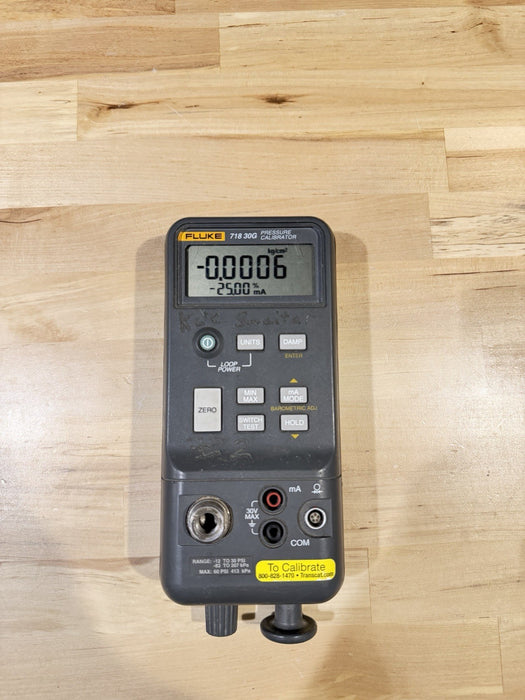 FLUKE 718 30G PRESSURE CALIBRATOR TESTED