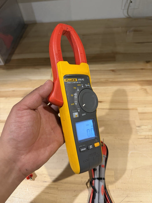 FLUKE 375FC TRMS CLAMP METER W/ LEADS & CLIPS (SHIPS FAST)