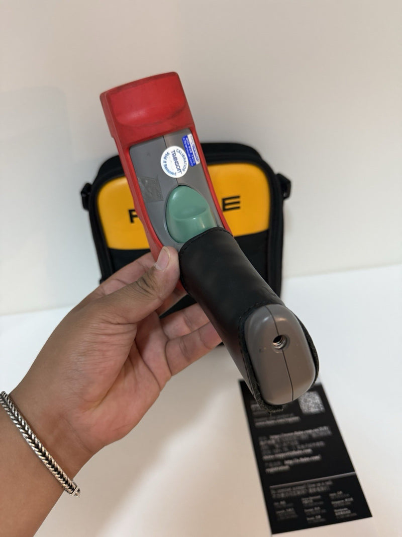 FLUKE 568EX IR THERMOMETER WITH BAG