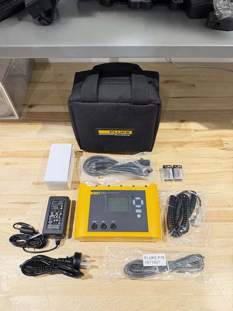 FLUKE BIOMEDICAL PROSIM 2 VITAL SIGNS SIMULATOR W/ ACCESSORIES (NEW)
