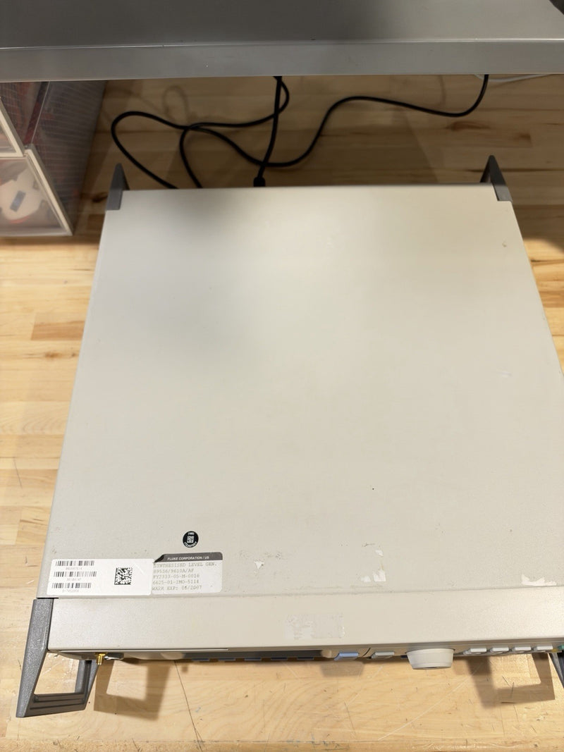 FLUKE 9610A/AF RF REFERENCE SOURCE - FREE SHIPPING (SHIPS FAST)