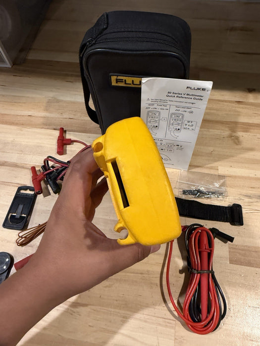 FLUKE 87V TRUE RMS MULTIMETER KIT W/ LEADS (TESTED) SHIPS FAST