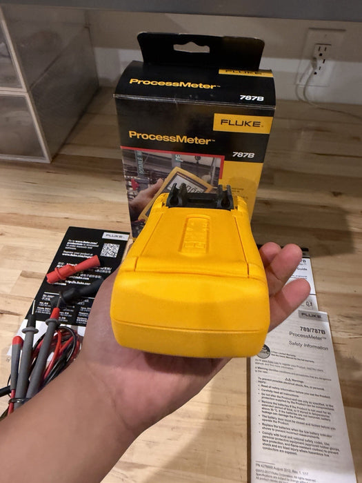 FLUKE 787B PROCESS METER TESTED
