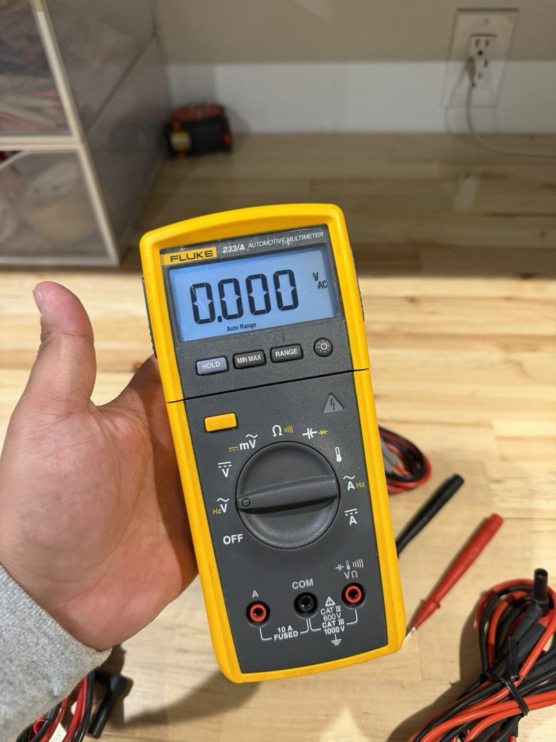 FLUKE 233A REMOTE DISPLAY AUTOMOTIVE DIGITAL MULTIMETER KIT