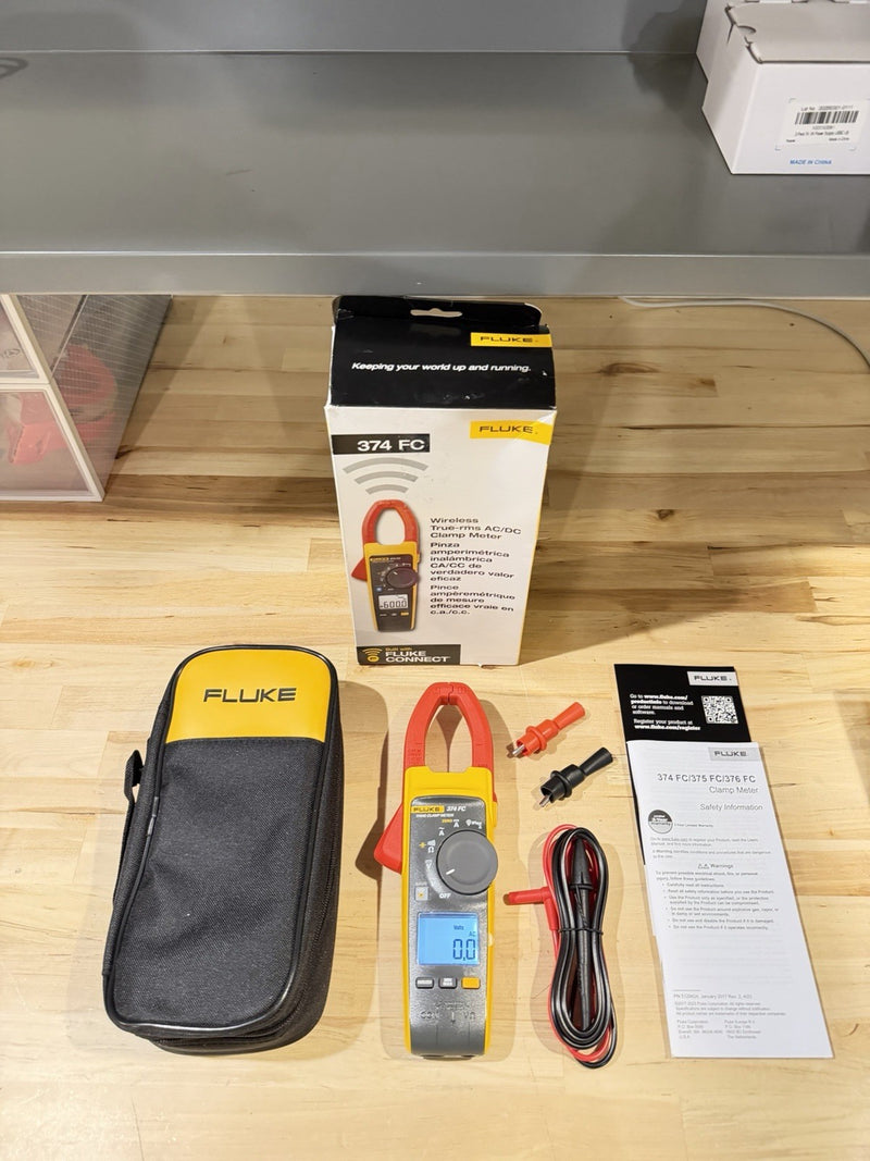 FLUKE 374 FC TRMS CLAMP METER WITH LEADS & CLIPS TESTED