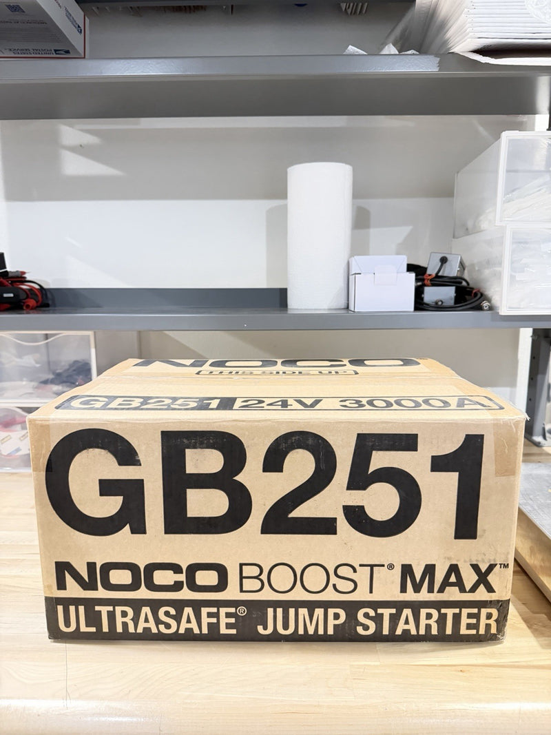 NOCO BOOST MAX GB251 3000A 24V ULTRASAFE PORTABLE JUMPER STARTER