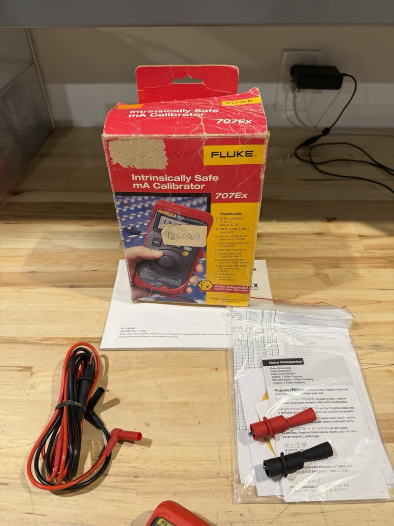 FLUKE 707EX MA CALIBRATOR W/ LEADS & MANUAL (TESTED) FREE SHIPPING