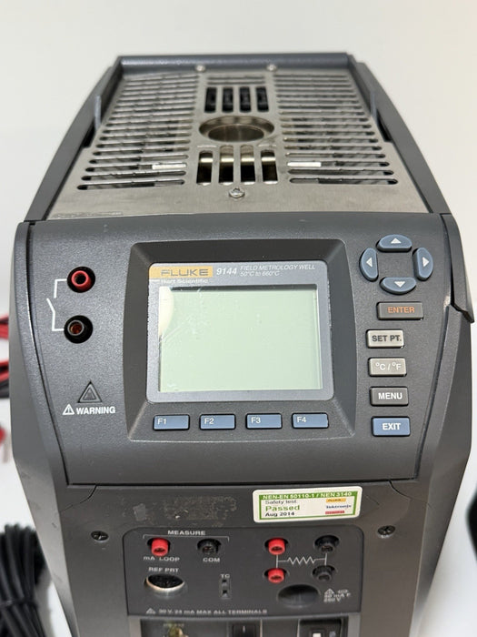 FLUKE 9144 FIELD METROLOGY WELL 50°C TO 660°C TEMPERATURE CALIBRATOR & LEADS